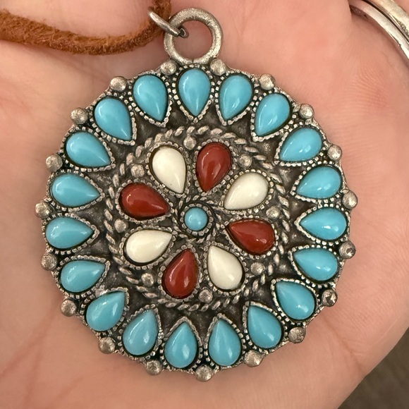 Robert Rose Faux Turquoise and Coral Medallion Necklace - Picture 7 of 13